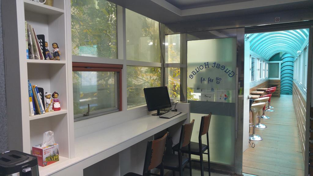 Embassy Guesthouse Itaewon Сеул Екстер'єр фото