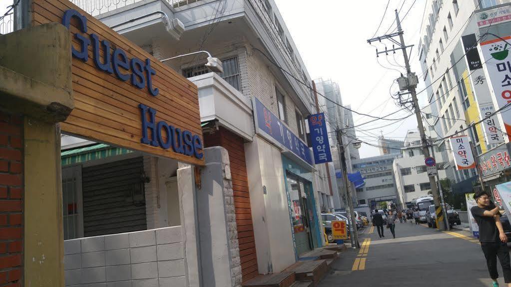 Embassy Guesthouse Itaewon Сеул Екстер'єр фото